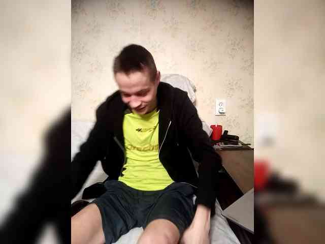 Vova24-18 Live Webcam on BongaCams