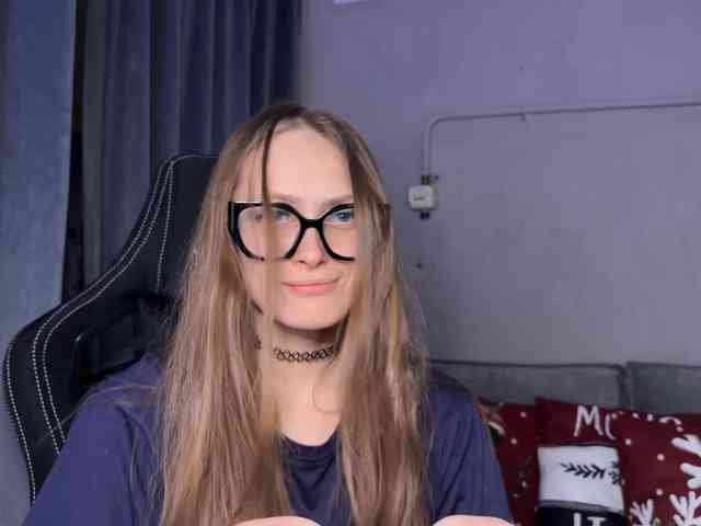 cutemilana_sexwife1 webcam