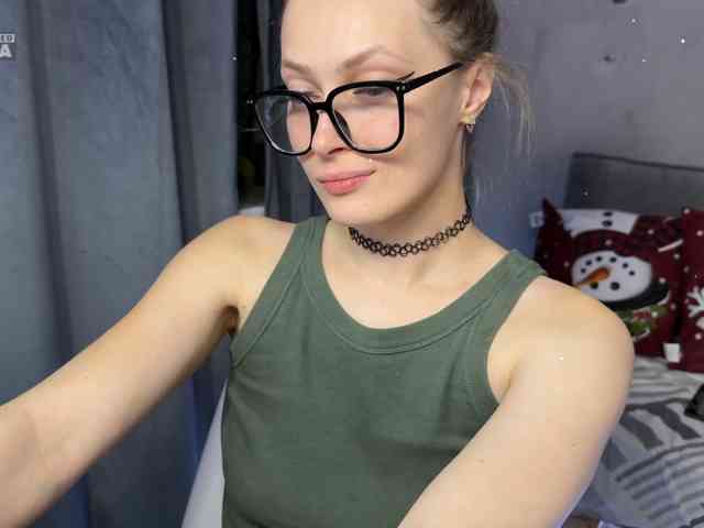 cutemilana_sexwife1 webcam