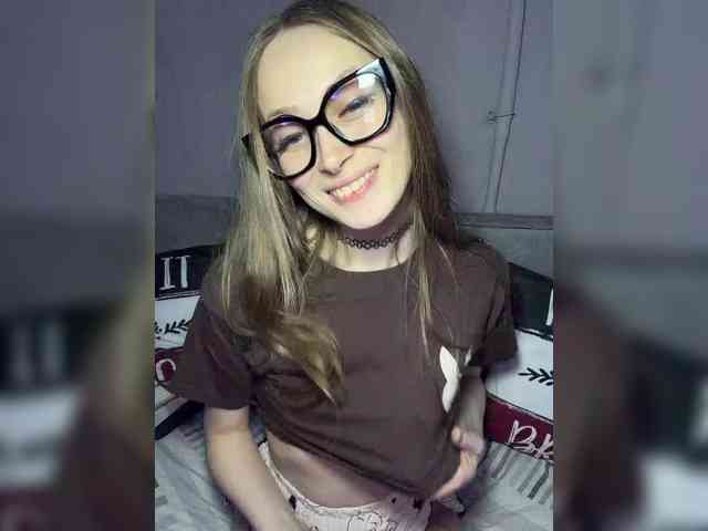 cutemilana_sexwife1 webcam