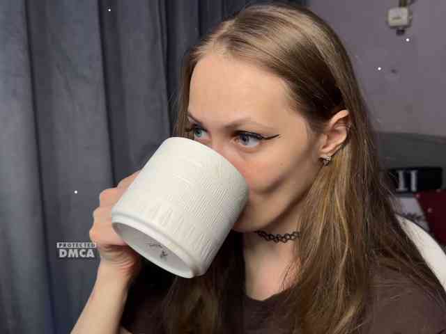 cutemilana_sexwife1 webcam