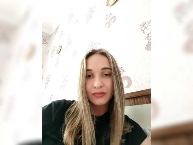 Chloe1231 – webcam model profile photo