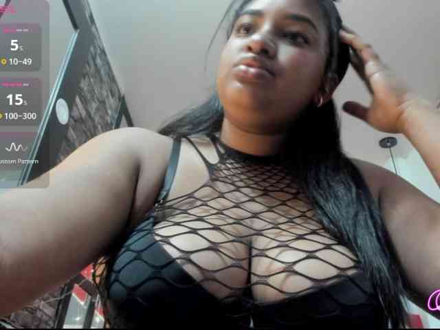 AngelMelanie Live Webcam on BongaCams