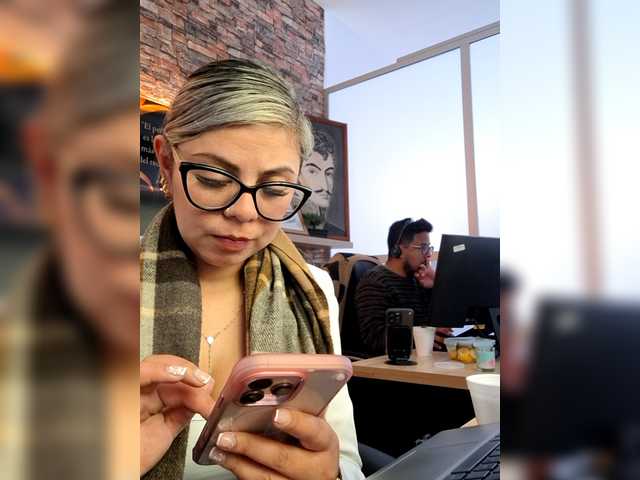 Cata-office1's BongaCams show and profile