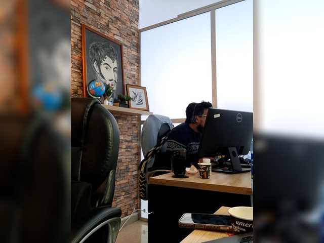 Cata-office1 – webcam model profile photo