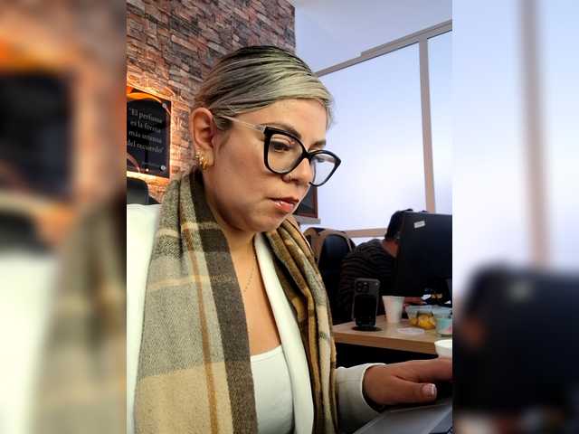 Cata-office1's BongaCams show and profile