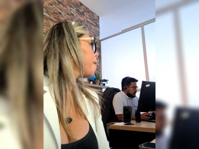 Cata-office1's BongaCams show and profile