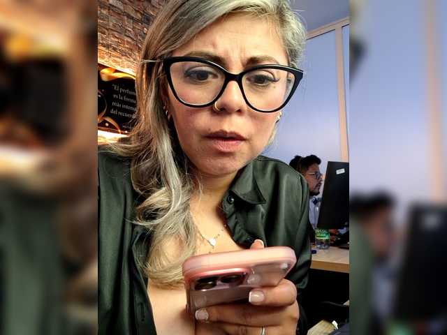 Cata-office1's BongaCams show and profile