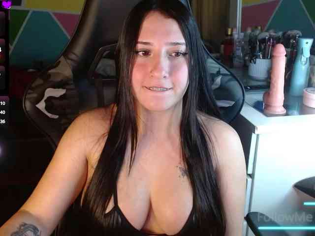MysTicdoll69 webcam