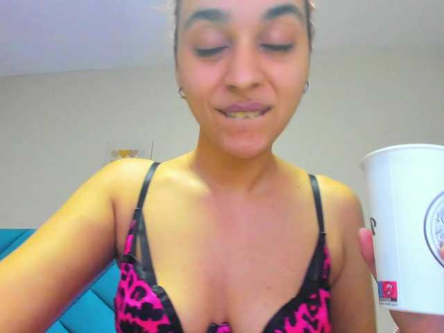 annataylorx's BongaCams show and profile