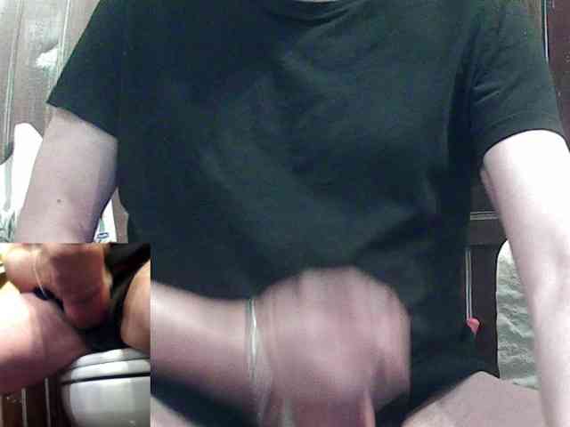 CDNDAD Live Webcam on BongaCams