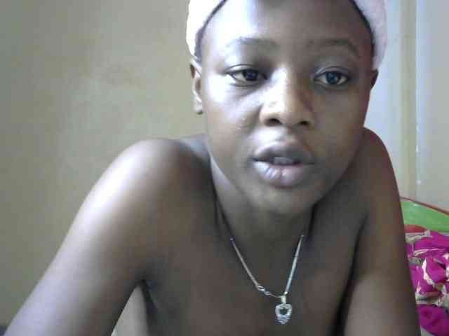 ebony-queen11 webcam