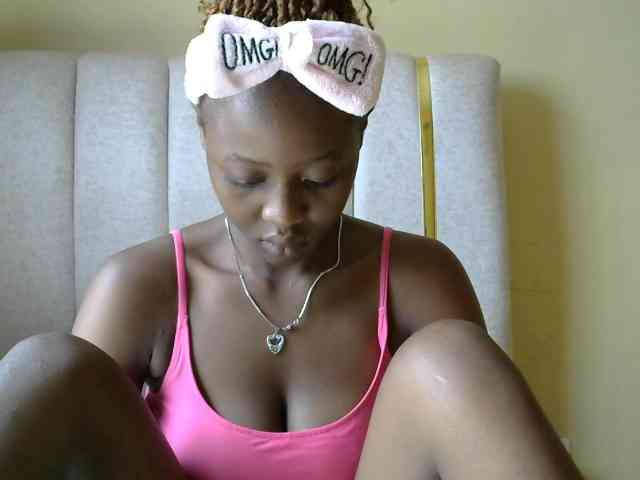 ebony-queen11 webcam