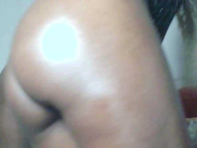 Sandequeen's BongaCams show and profile