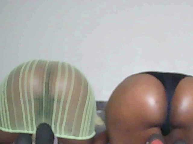 Sandequeen's BongaCams show and profile