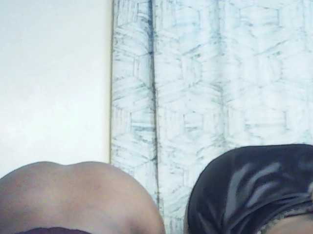 Sandequeen's BongaCams show and profile