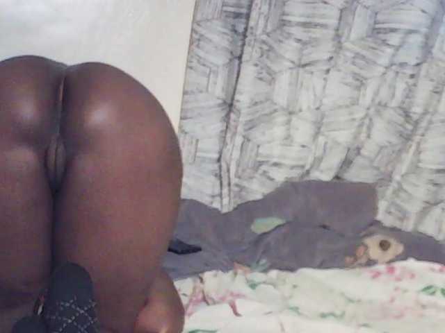 Sandequeen's BongaCams show and profile