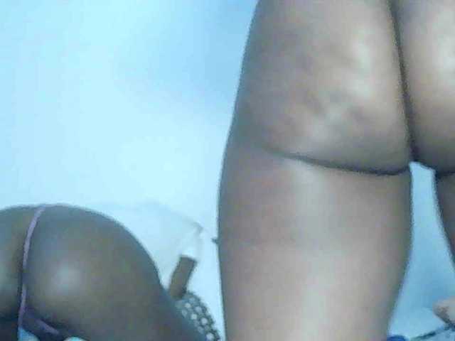 Sandequeen's BongaCams show and profile