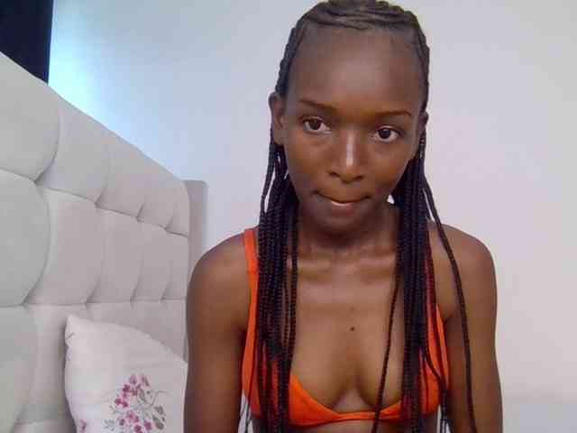 missvee121 missvee121