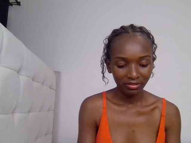 missvee121 Live Webcam on BongaCams