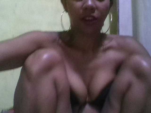 zelioness from BongaCams