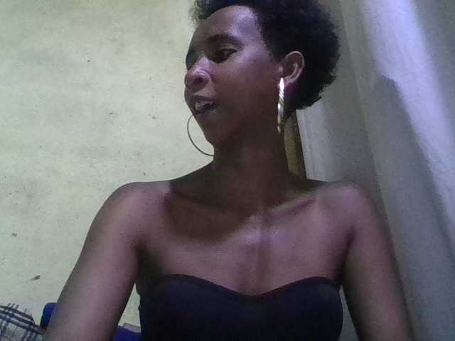 zelioness from BongaCams is Freechat