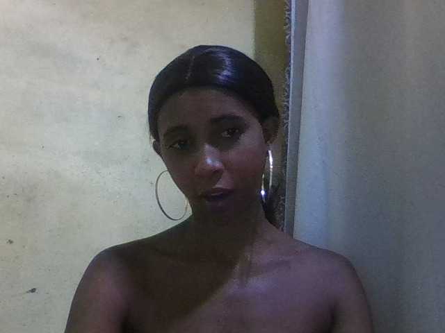 zelioness from BongaCams