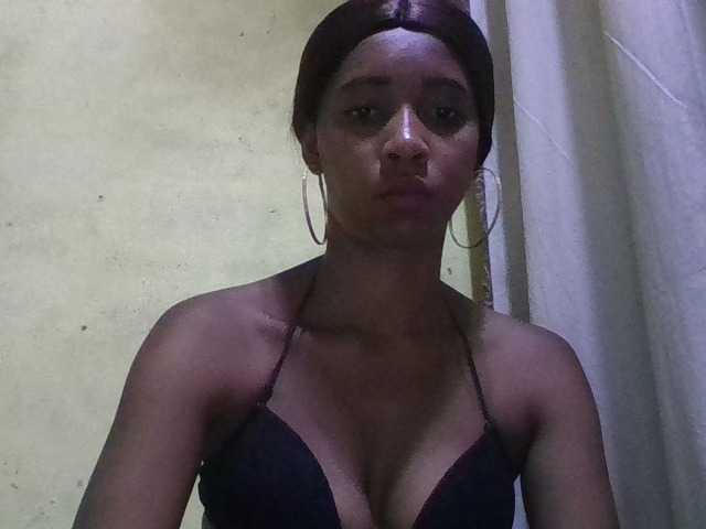 zelioness from BongaCams is Freechat