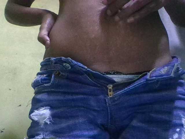 zelioness from BongaCams