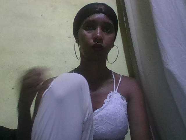 zelioness from BongaCams is Freechat