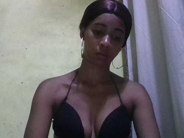 zelioness from BongaCams is Freechat