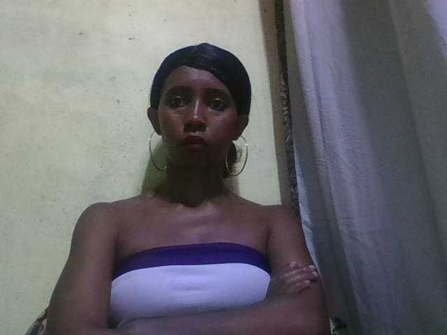 zelioness from BongaCams is Freechat