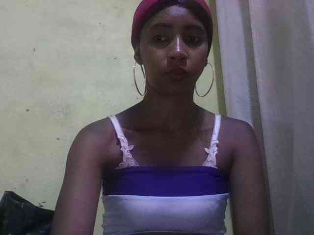 zelioness Live Webcam on BongaCams