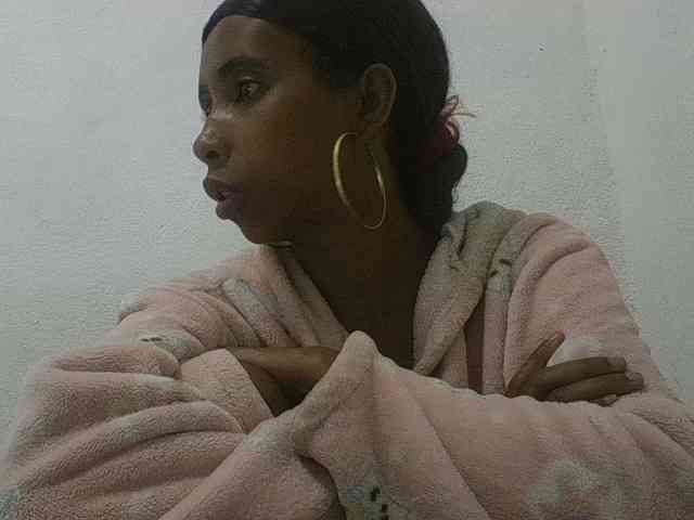 zelioness Live Webcam on BongaCams