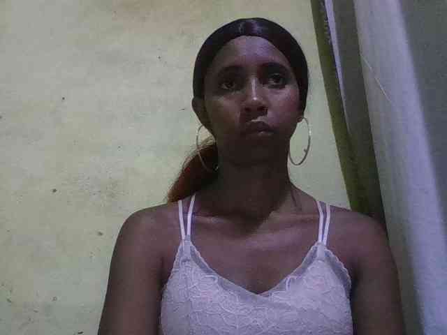 zelioness Live Webcam on BongaCams