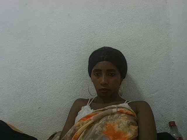 zelioness Live Webcam on BongaCams