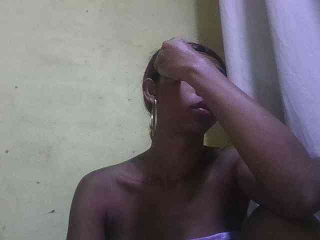 zelioness Live Webcam on BongaCams