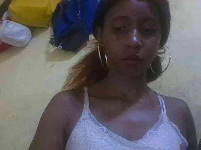 zelioness Live Webcam on BongaCams