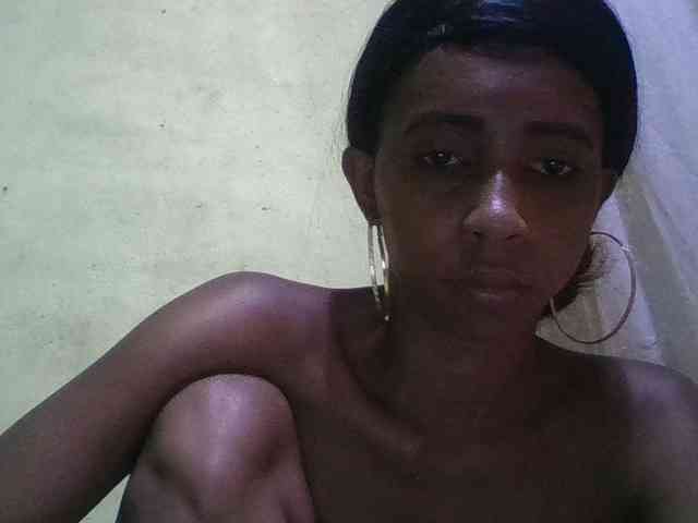 zelioness Live Webcam on BongaCams