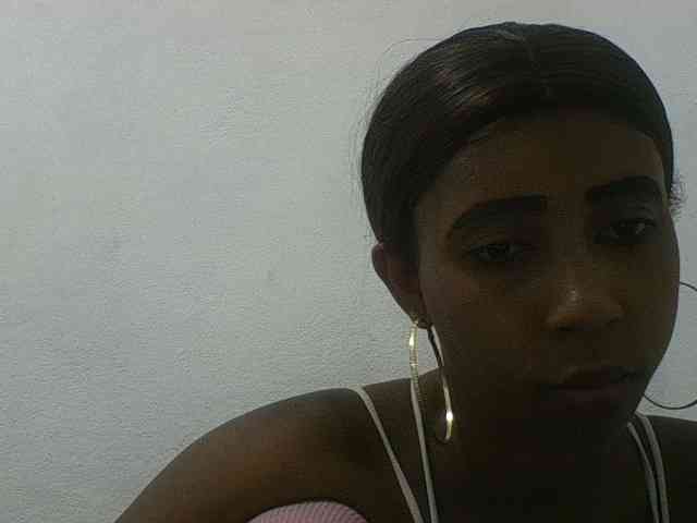 zelioness Live Webcam on BongaCams