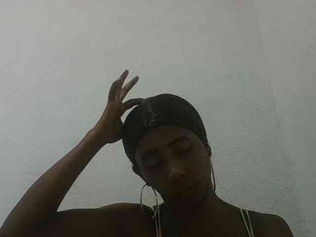 zelioness Live Webcam on BongaCams