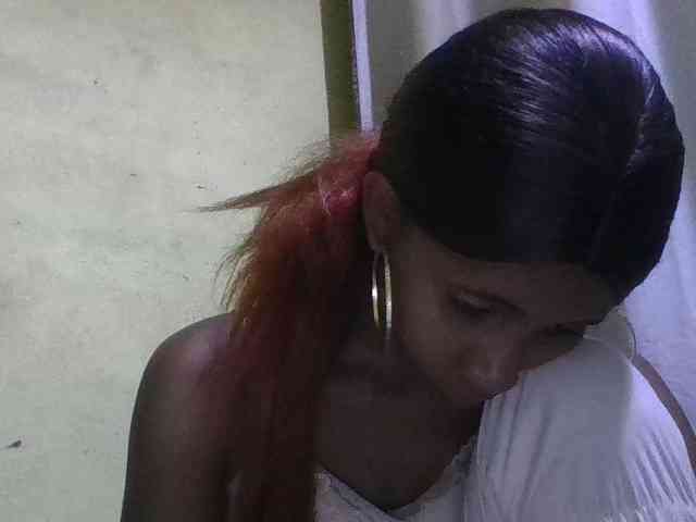 zelioness Live Webcam on BongaCams