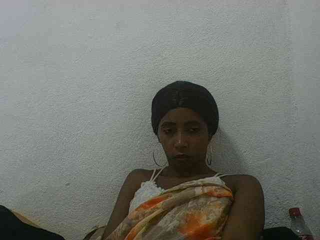 zelioness Live Webcam on BongaCams