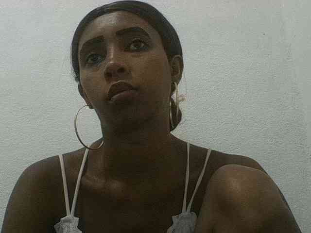 zelioness Live Webcam on BongaCams