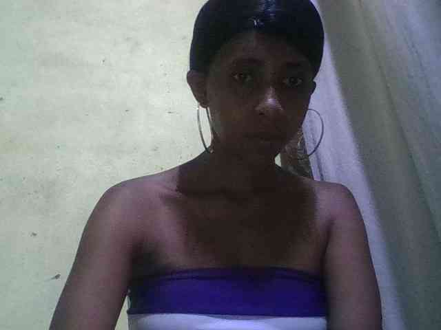 zelioness Live Webcam on BongaCams