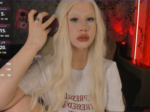 Necucubi02's BongaCams show and profile