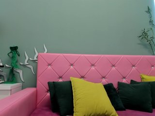 AilynDiamond Porn Show