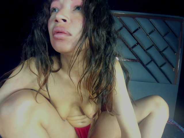 ClaritaHill's BongaCams show and profile