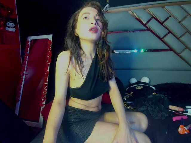 ClaritaHill's BongaCams show and profile