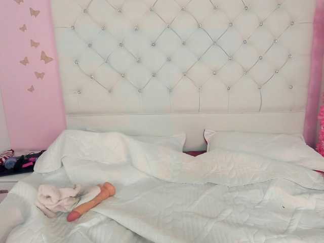 ClaritaHill's BongaCams show and profile